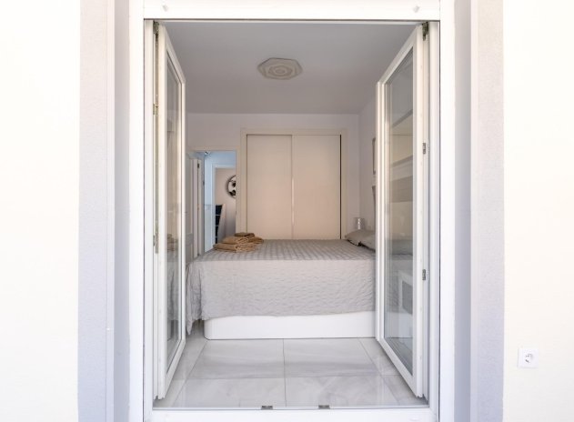 Herverkoop - Rijwoning - Torrevieja - Punta Prima