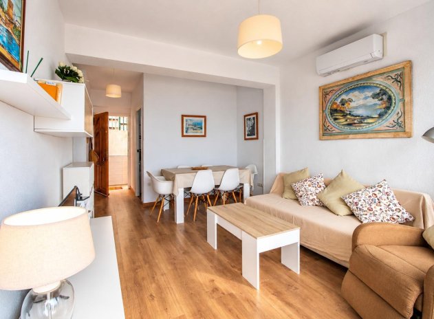 Resale - Apartment / Flat * - El Campello * - Playa Muchavista