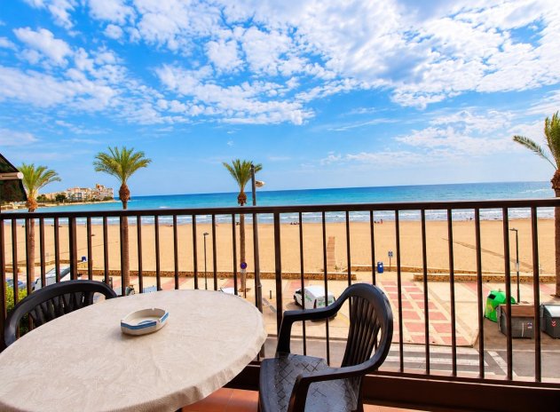 Resale - Apartment / Flat * - El Campello * - Playa Muchavista