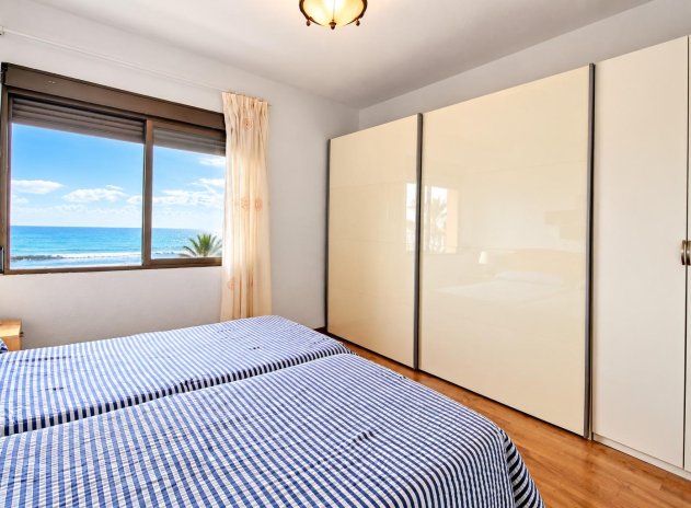 Resale - Apartment / Flat * - El Campello * - Playa Muchavista