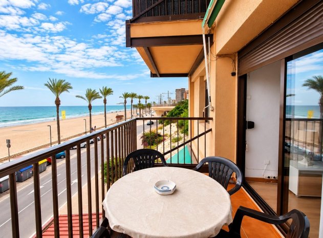 Resale - Apartment / Flat * - El Campello * - Playa Muchavista