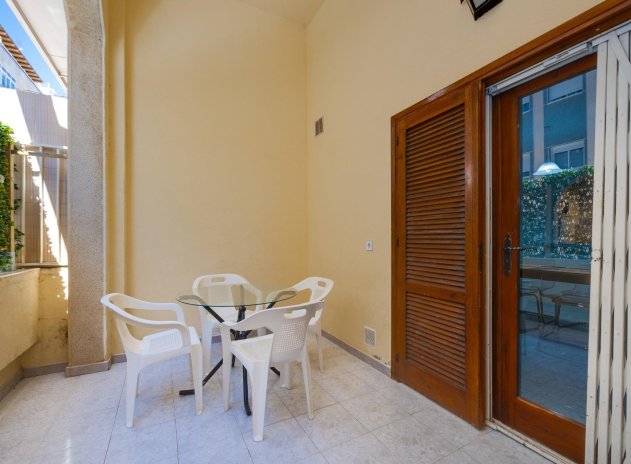 Resale - Apartment / Flat * - Torrevieja * - Habaneras *