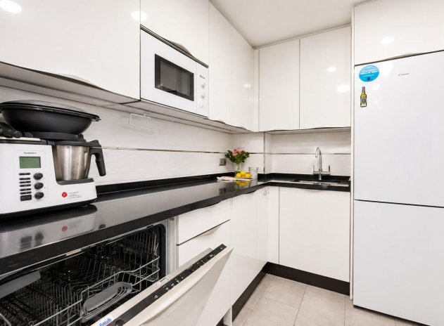 Wiederverkauf - Wohnung - Torrevieja - Playa del Cura