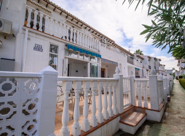 Herverkoop - Rijwoning - Torrevieja - Lago Jardín