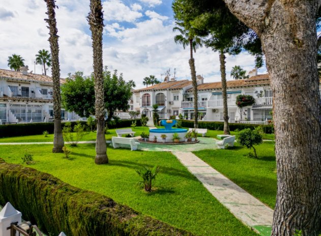 Herverkoop - Rijwoning - Torrevieja - Lago Jardín