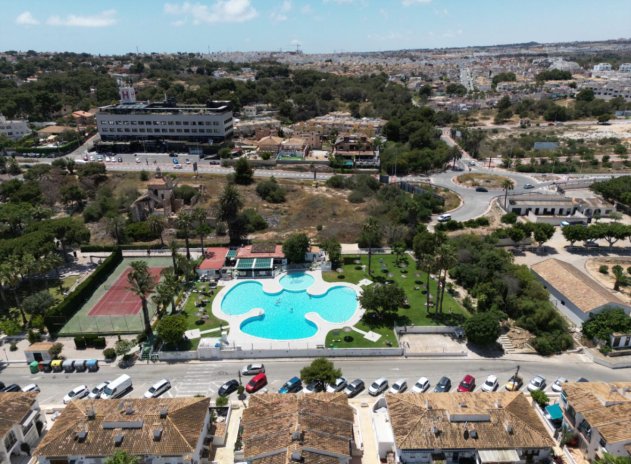 Herverkoop - Rijwoning - Torrevieja - Lago Jardín