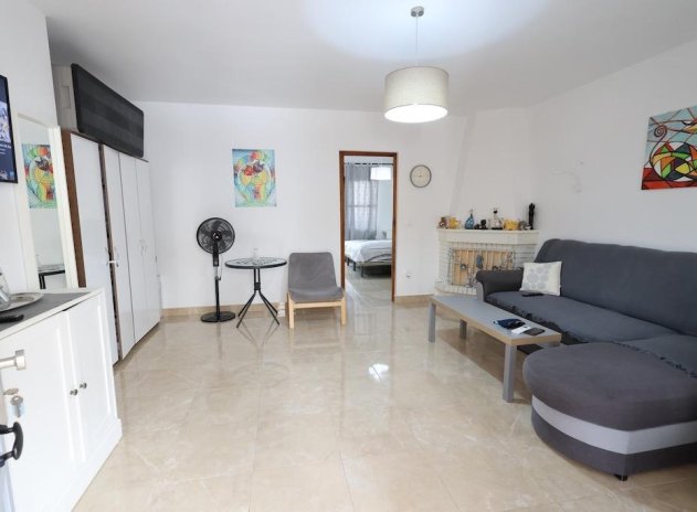 Resale - Apartment / Flat * - Orihuela Costa * - La Regia *