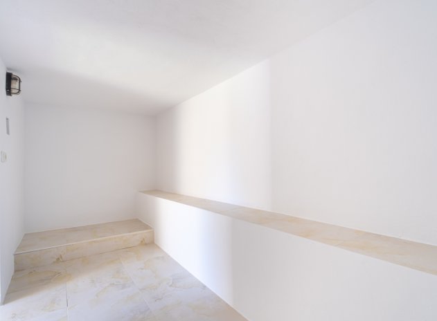 Reventa - Casa adosada - Villamartin - Villamartín