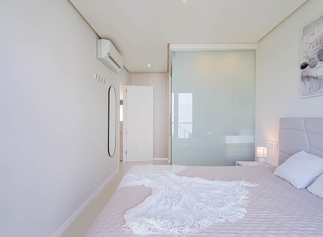 Revente - Appartement - Punta Prima