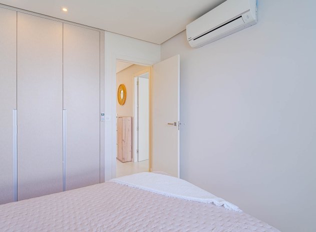 Revente - Appartement - Punta Prima