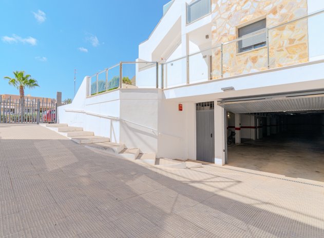 Revente - Appartement - Punta Prima