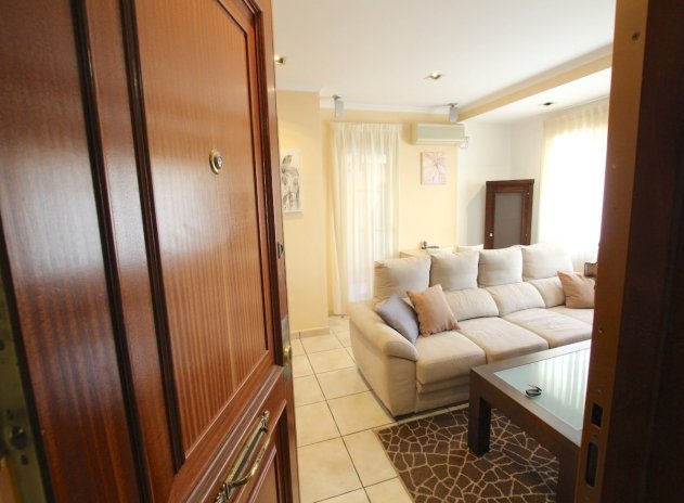 Resale - Apartment / Flat * - La Mata *