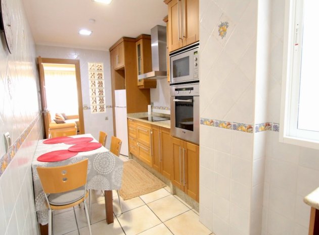 Resale - Apartment / Flat * - La Mata *