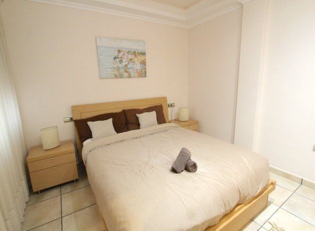 Resale - Apartment / Flat * - La Mata *