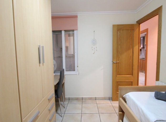 Resale - Apartment / Flat * - La Mata *