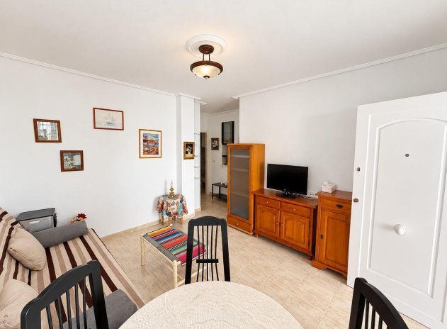 Resale - Apartment / Flat * - Torrevieja * - Torreblanca *
