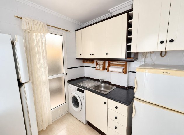 Resale - Apartment / Flat * - Torrevieja * - Torreblanca *