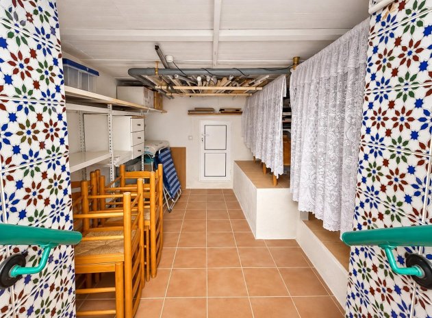 Resale - Apartment / Flat * - Torrevieja * - Torreblanca *