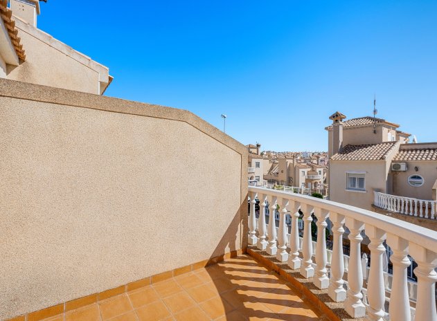 Resale - Villa * - Villamartin * - Costa Blanca