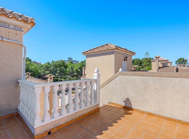 Resale - Villa * - Villamartin * - Costa Blanca