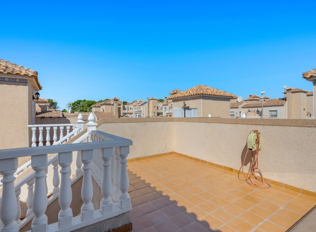 Resale - Villa * - Villamartin * - Costa Blanca