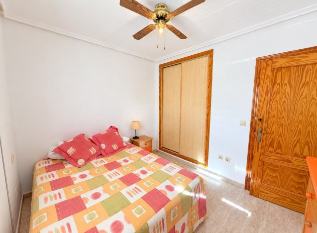 Herverkoop - Villa - Alicante - La Florida