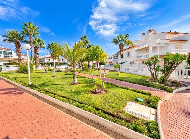 Herverkoop - Villa - Alicante - La Florida