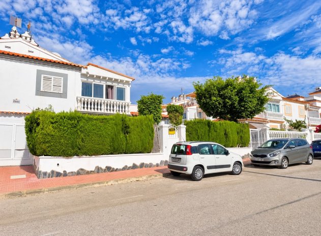 Herverkoop - Villa - Alicante - La Florida