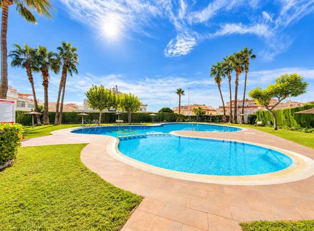 Herverkoop - Villa - Alicante - La Florida