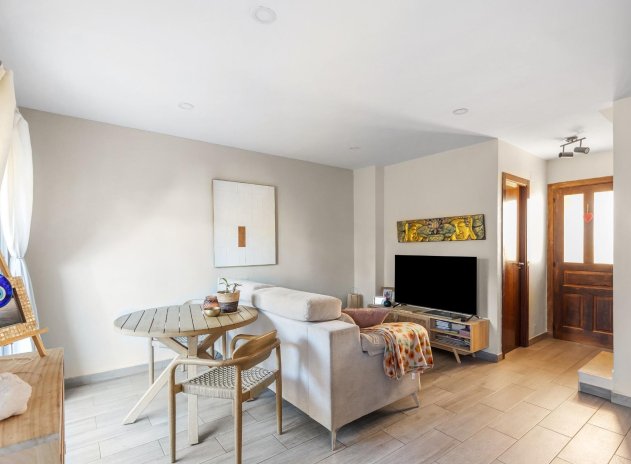 Resale - Apartment / Flat * - Torrevieja * - Los Balcones *