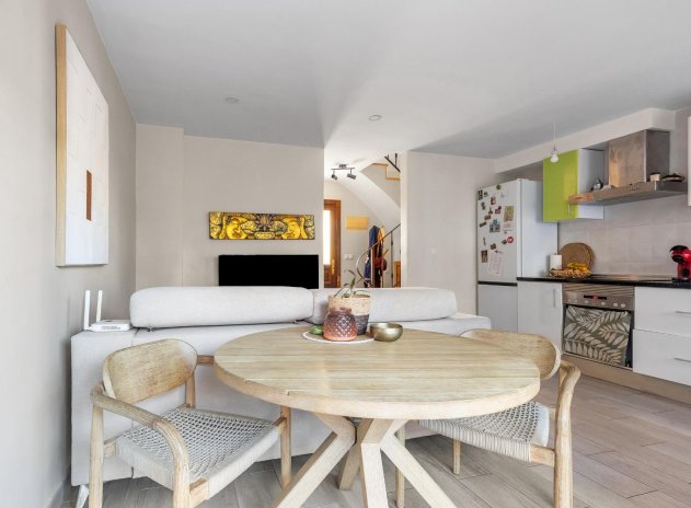 Resale - Apartment / Flat * - Torrevieja * - Los Balcones *