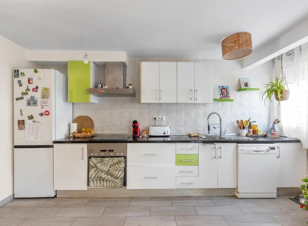 Resale - Apartment / Flat * - Torrevieja * - Los Balcones *