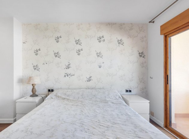 Resale - Apartment / Flat * - Torrevieja * - Los Balcones *
