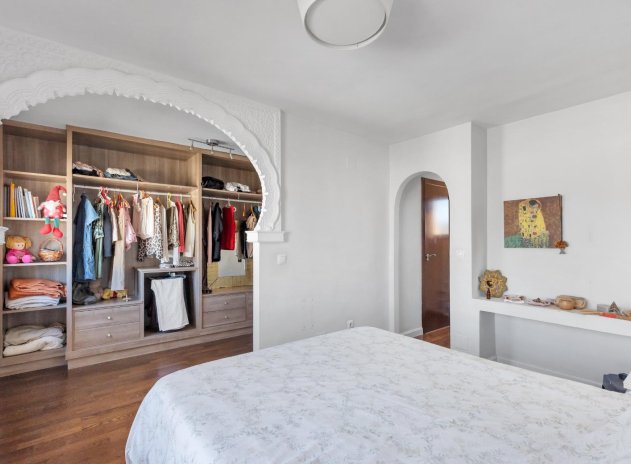 Resale - Apartment / Flat * - Torrevieja * - Los Balcones *