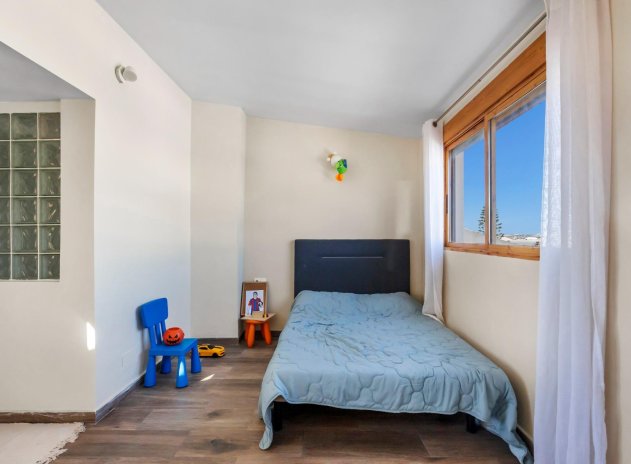 Resale - Apartment / Flat * - Torrevieja * - Los Balcones *