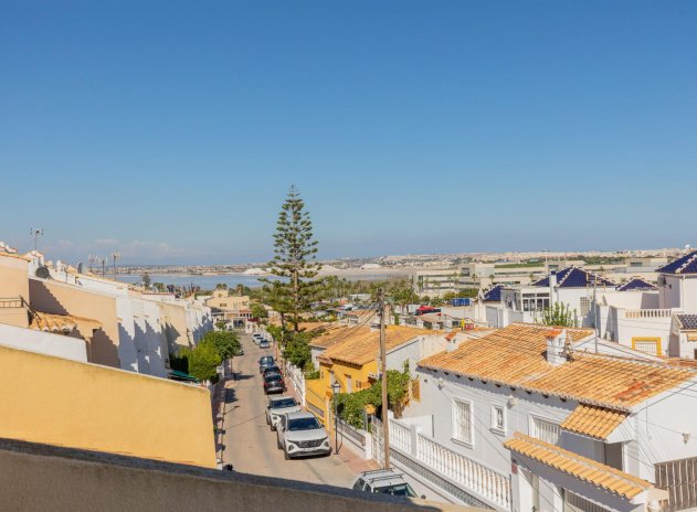 Resale - Apartment / Flat * - Torrevieja * - Los Balcones *