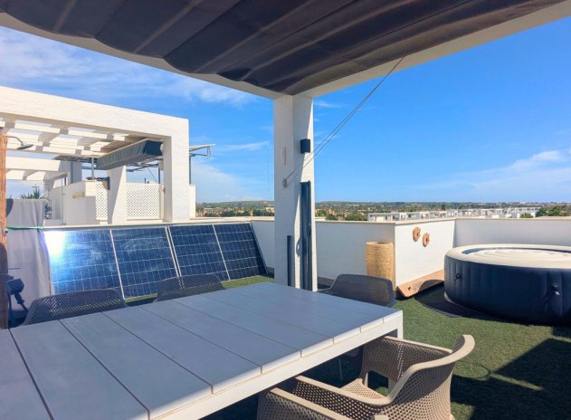Resale - Apartment / Flat * - El Raso *
