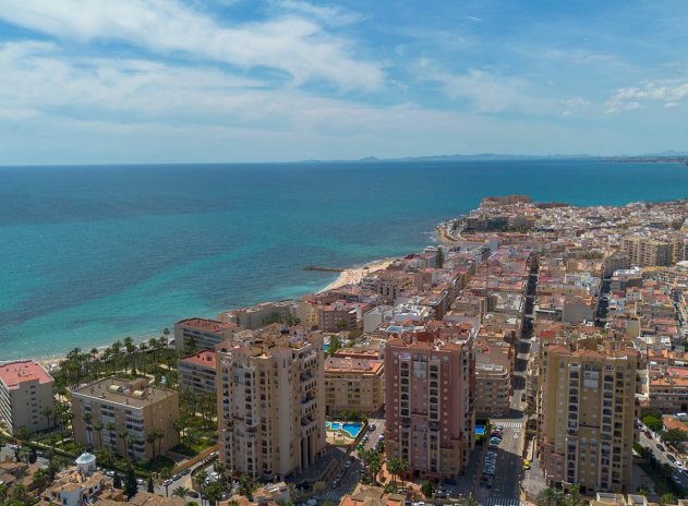 Resale - Apartment / Flat * - Torrevieja * - Playa de los Locos *