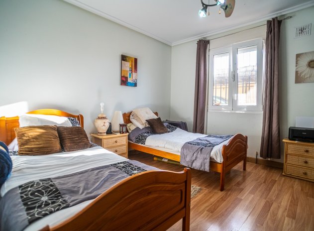 Herverkoop - Villa - Torrevieja - Los Balcones