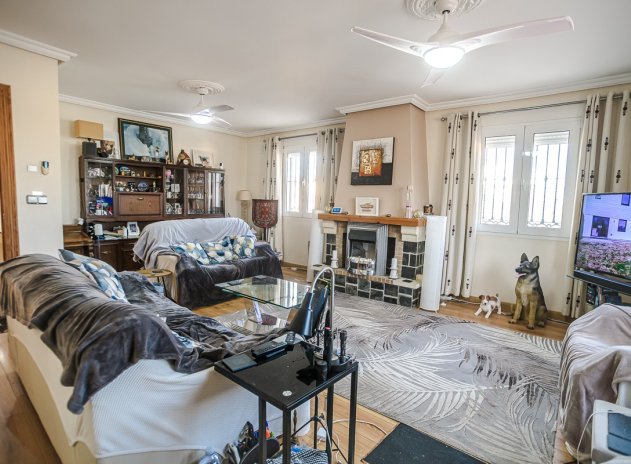 Herverkoop - Villa - Torrevieja - Los Balcones