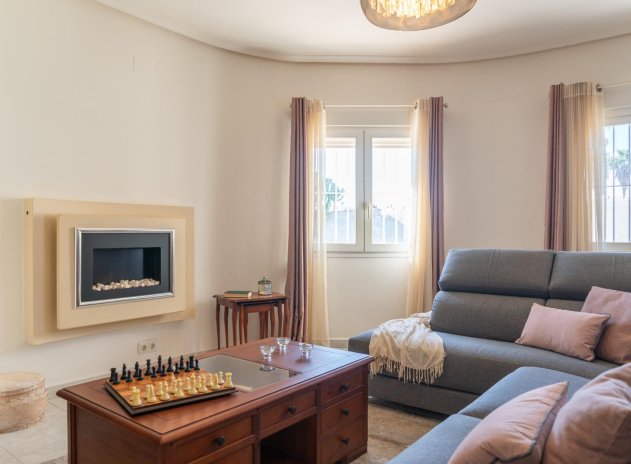Resale - Villa * - Orihuela Costa * - Playa Flamenca *