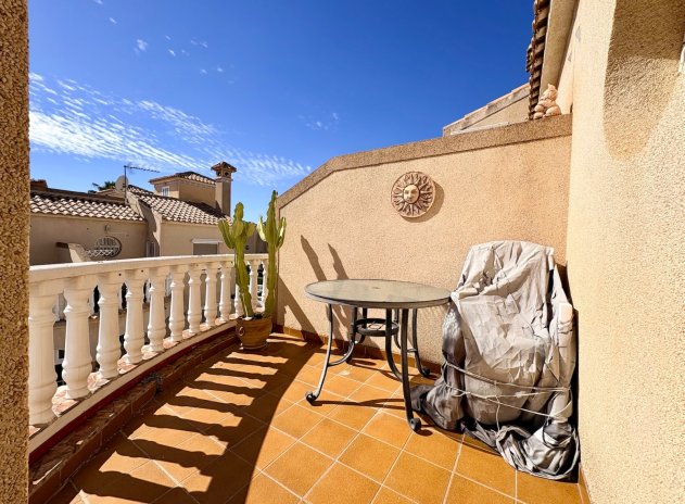 Resale - Apartment / Flat * - Orihuela Costa * - Playa Flamenca *