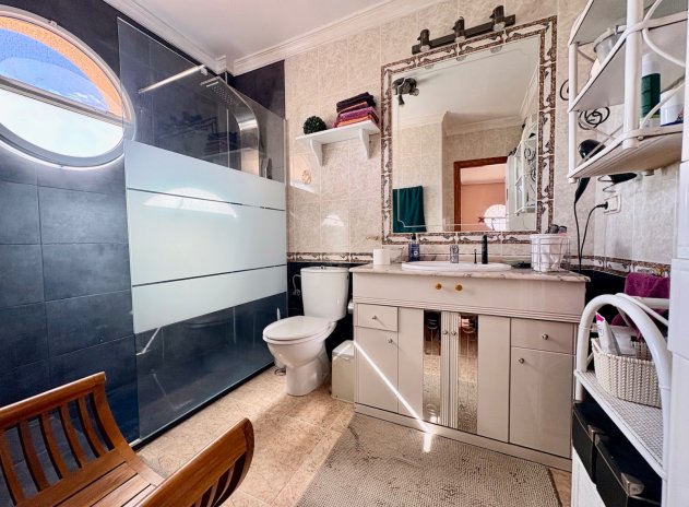 Resale - Apartment / Flat * - Orihuela Costa * - Playa Flamenca *