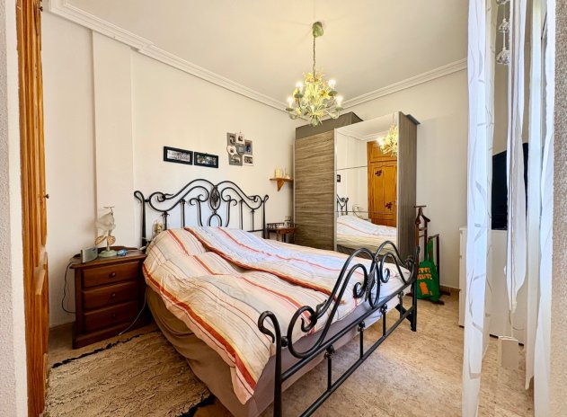 Resale - Apartment / Flat * - Orihuela Costa * - Playa Flamenca *