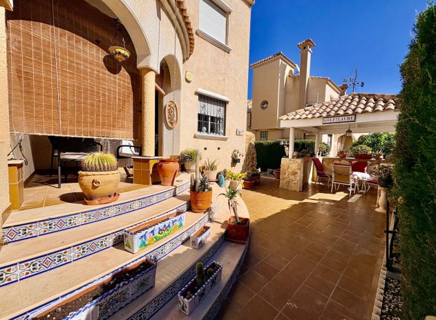 Resale - Apartment / Flat * - Orihuela Costa * - Playa Flamenca *