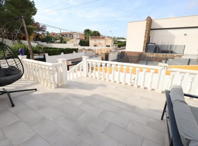 Herverkoop - Villa - Torrevieja - Los Balcones
