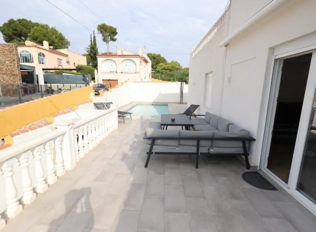 Herverkoop - Villa - Torrevieja - Los Balcones