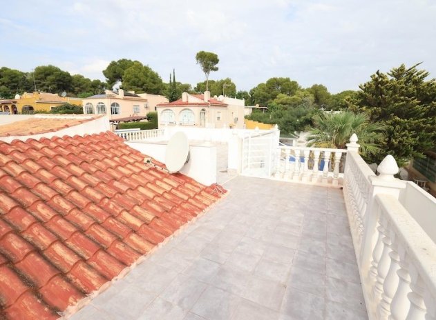 Herverkoop - Villa - Torrevieja - Los Balcones