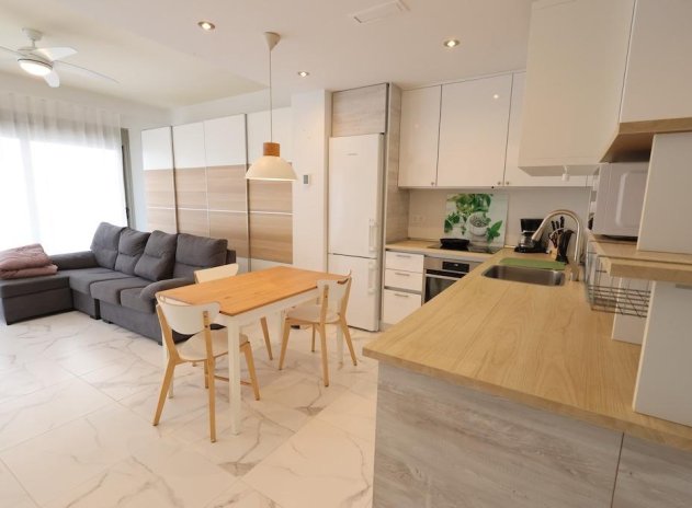 Herverkoop - Villa - Orihuela Costa - Villamartín