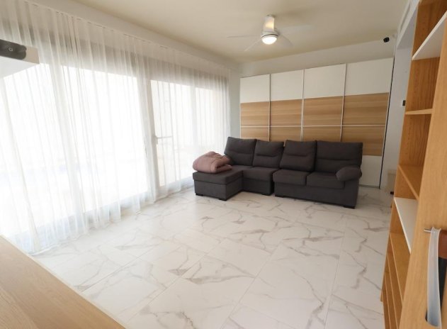 Herverkoop - Villa - Orihuela Costa - Villamartín